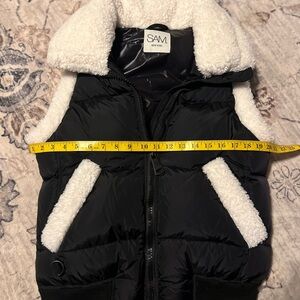 SAM. Billie Sherpa Puffer Vest. Black with White Trim